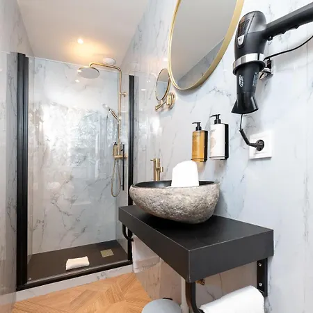 Meublé La Jungle Mandara Beach, Antibes * Juan-les-Pins