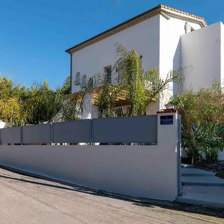 La Jungle * Ζουάν λε Πιν