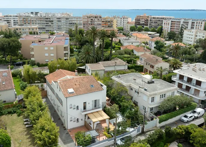 La Jungle Διαμέρισμα *